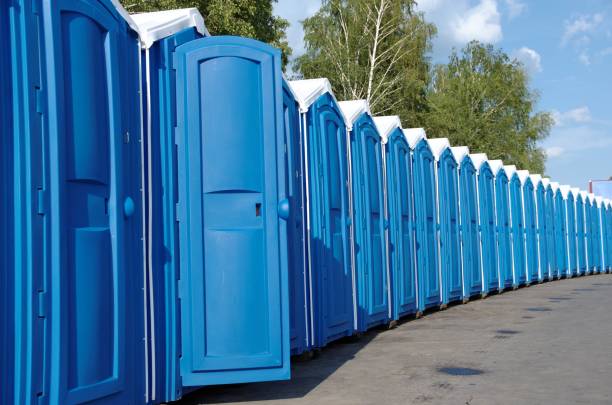 Best Construction site porta potty rental  in Burton, MI